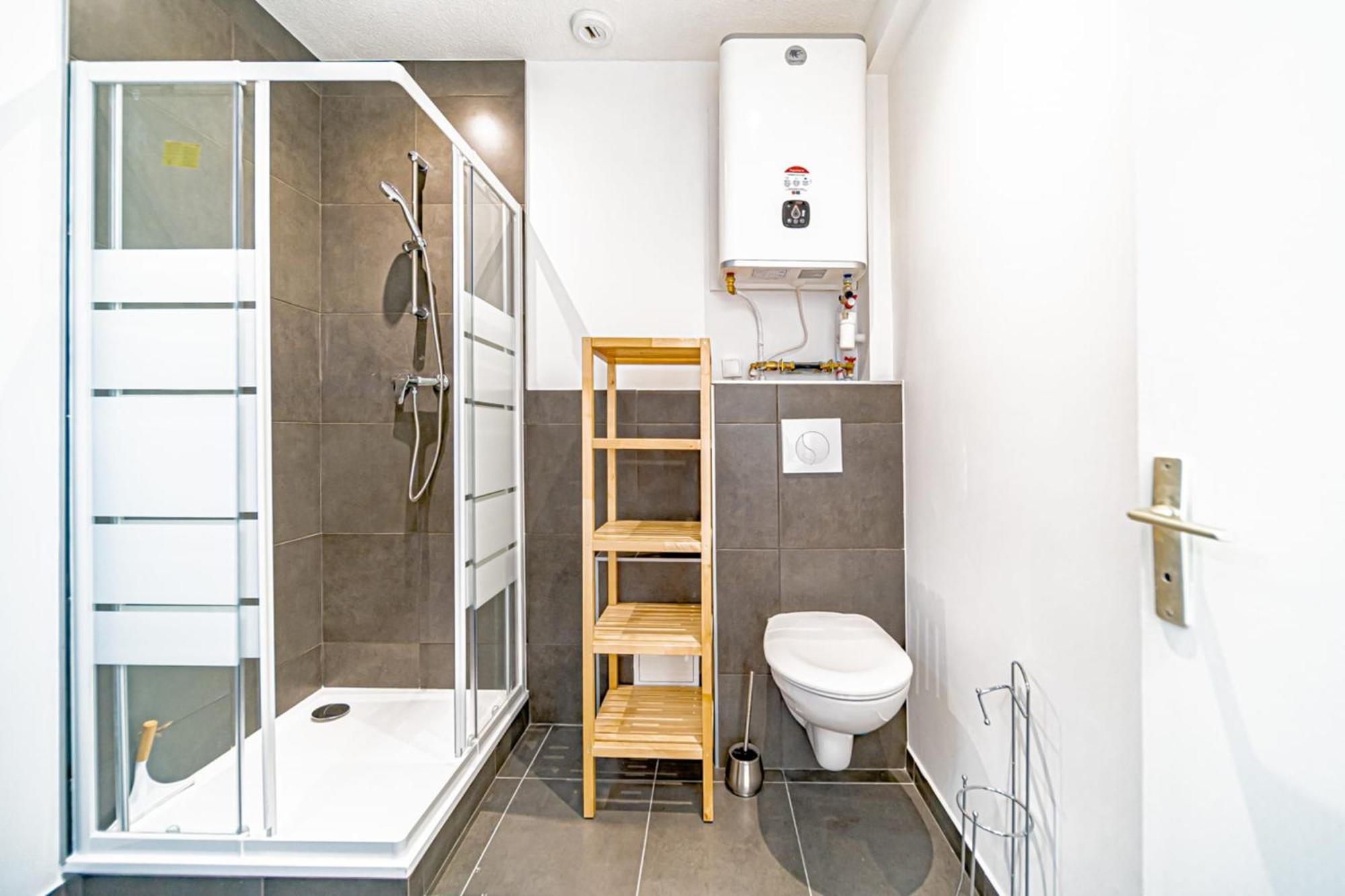 Le Californie - Agreable Studio Renove Улан Екстериор снимка