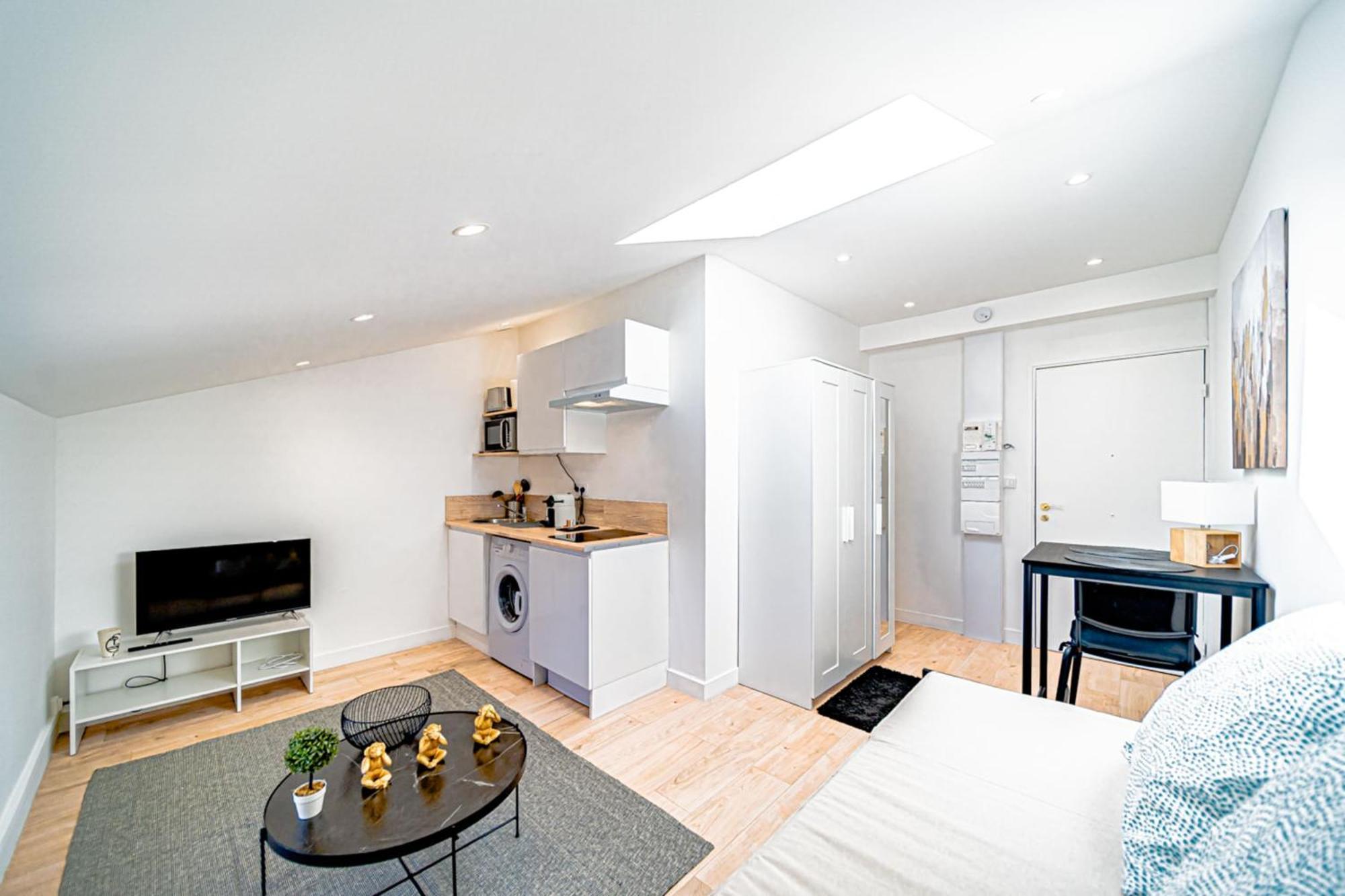 Le Californie - Agreable Studio Renove Улан Екстериор снимка